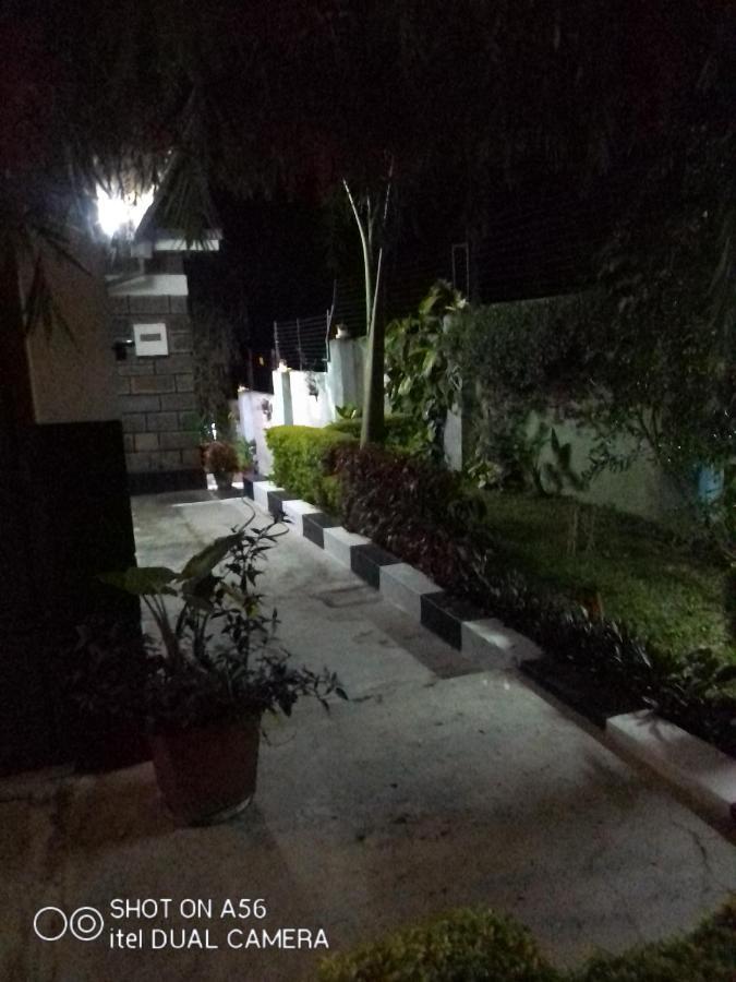 Bernkish Homes Nakuru Esterno foto