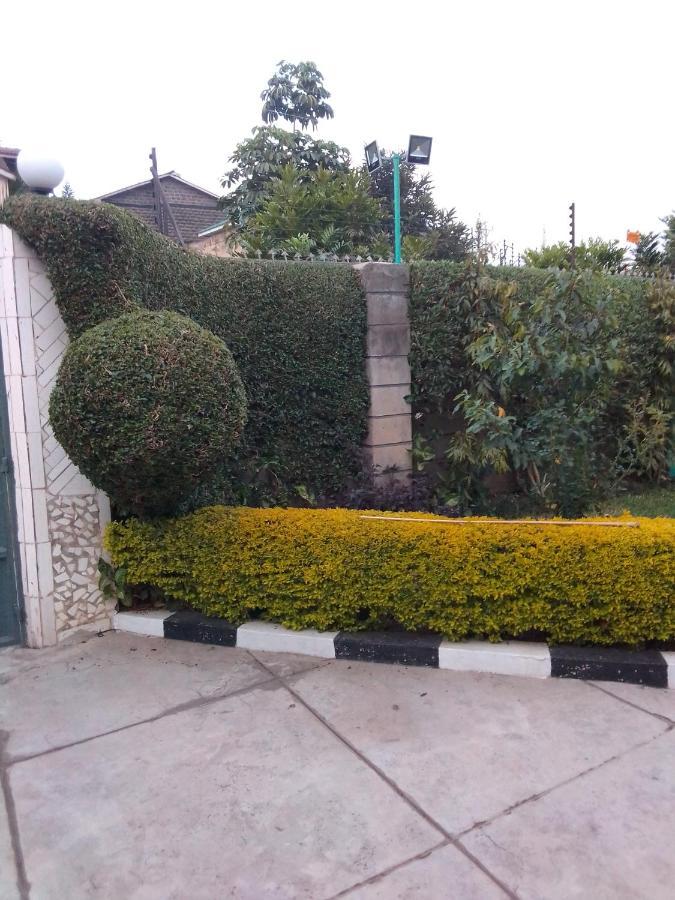 Bernkish Homes Nakuru Esterno foto