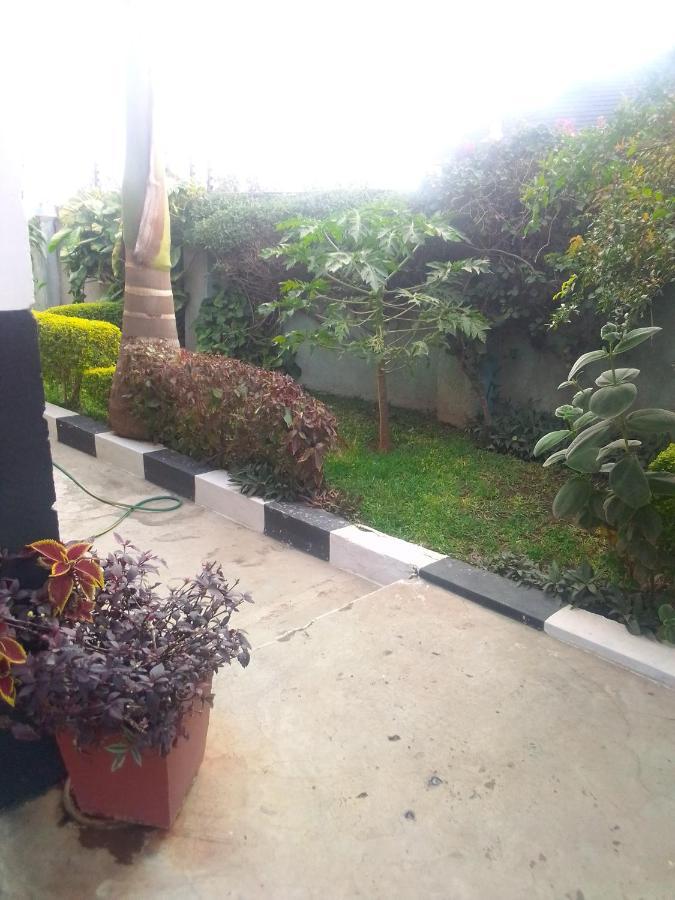 Bernkish Homes Nakuru Esterno foto