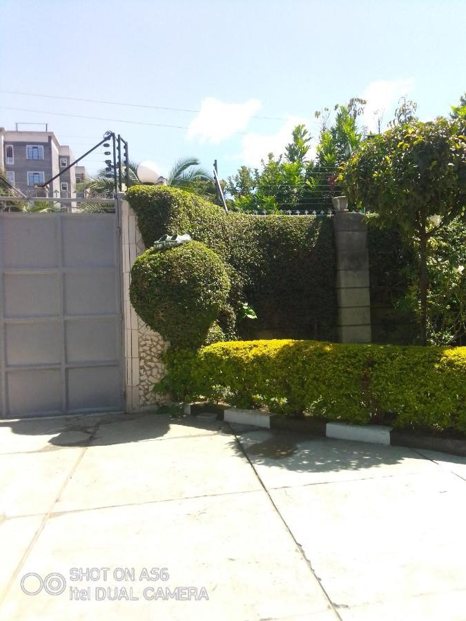 Bernkish Homes Nakuru Esterno foto