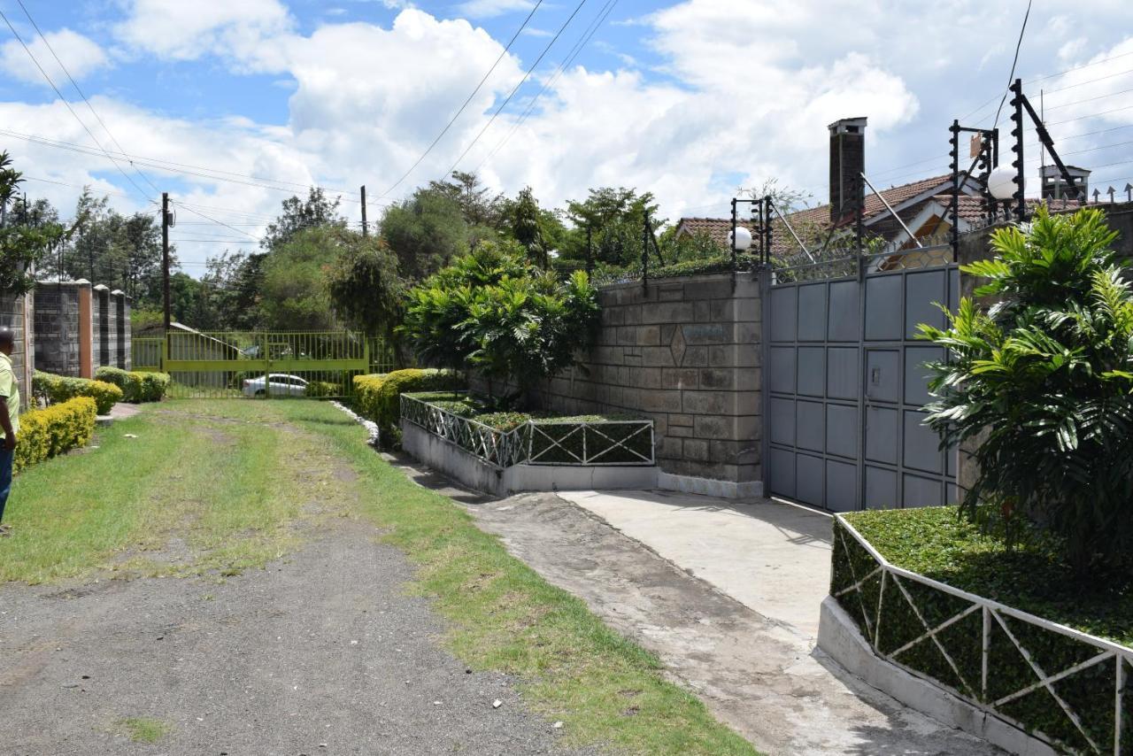 Bernkish Homes Nakuru Esterno foto